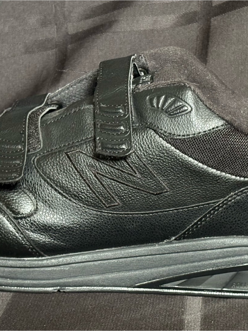 New Balance Mens 15 (4E Extra Wide) Black Leather Walking Shoes (NO INSOLES)
